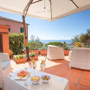 Sardi Hotel Pomonte